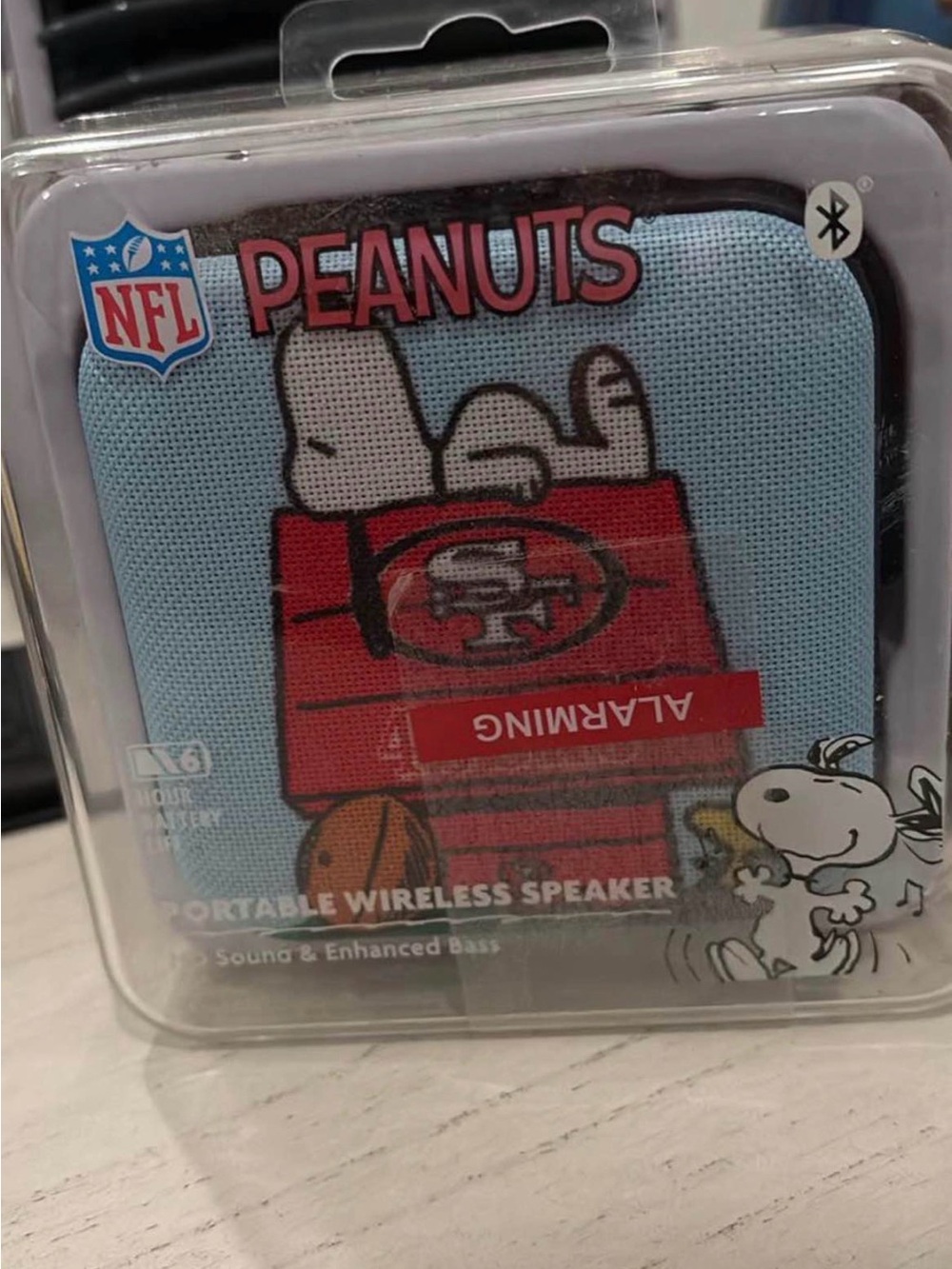 NFL Peanuts Snoopy Light Blue & Red Portable Wireless Speaker